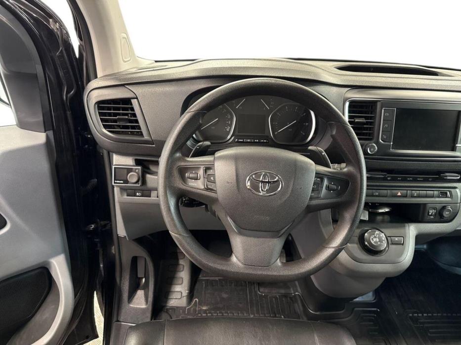 TOYOTA Proace 2018