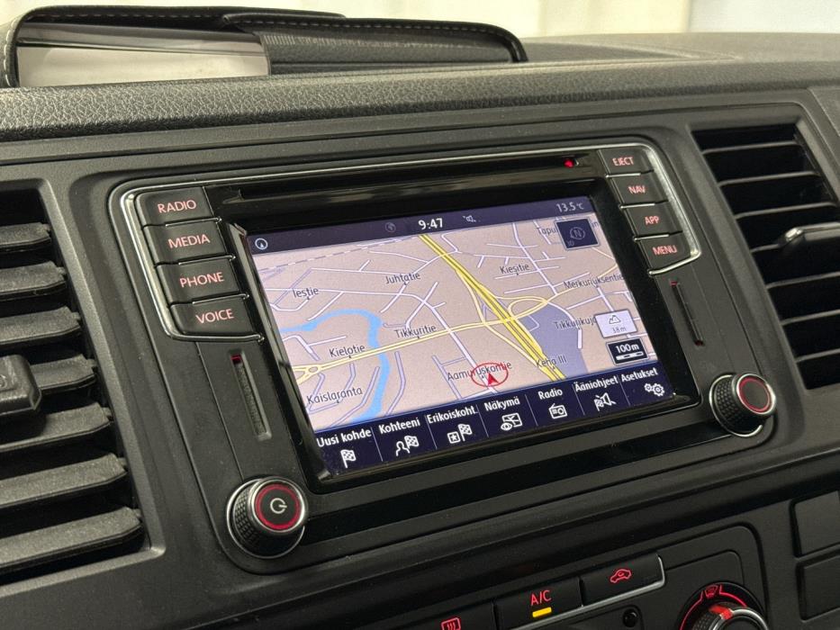 VOLKSWAGEN Transporter 2018