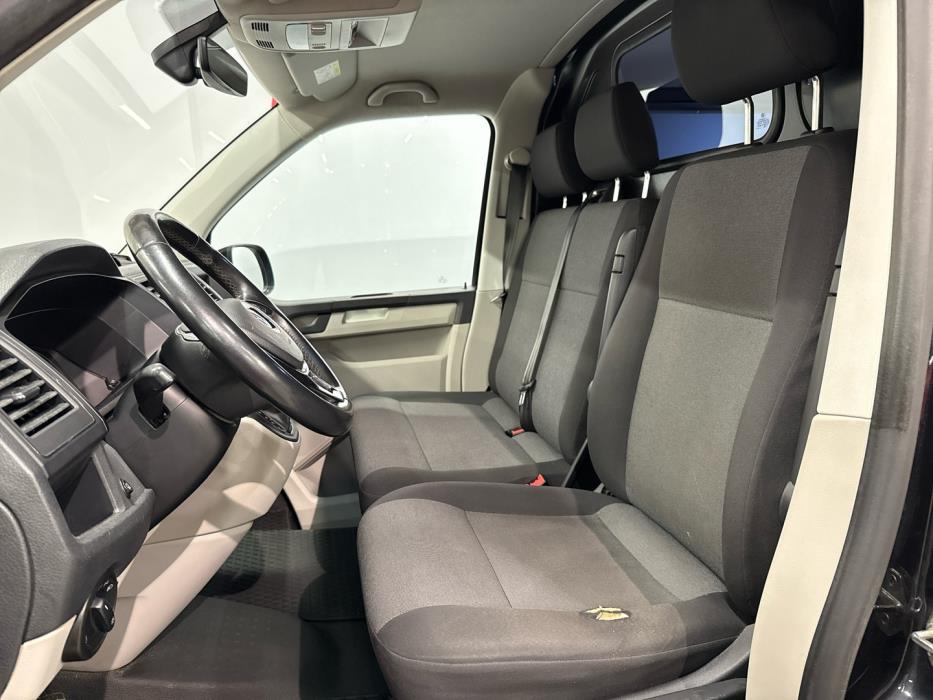 VOLKSWAGEN Transporter 2018