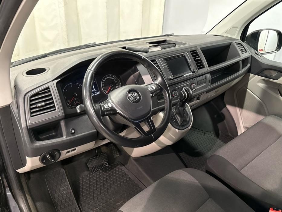 VOLKSWAGEN Transporter 2018