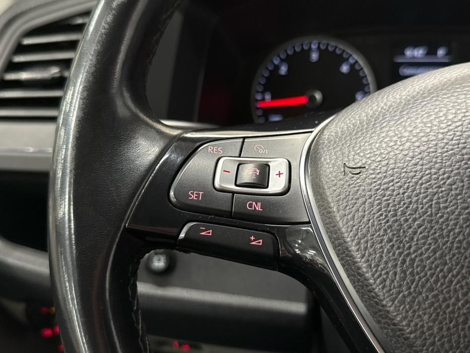 VOLKSWAGEN Transporter 2018