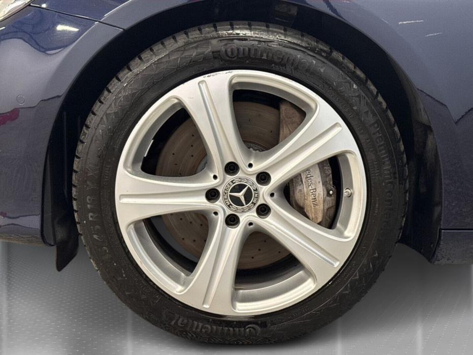 MERCEDES-BENZ E 2018