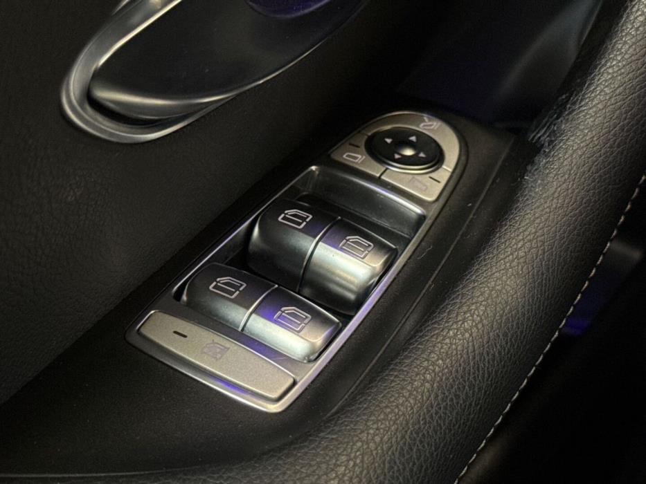 MERCEDES-BENZ E 2018