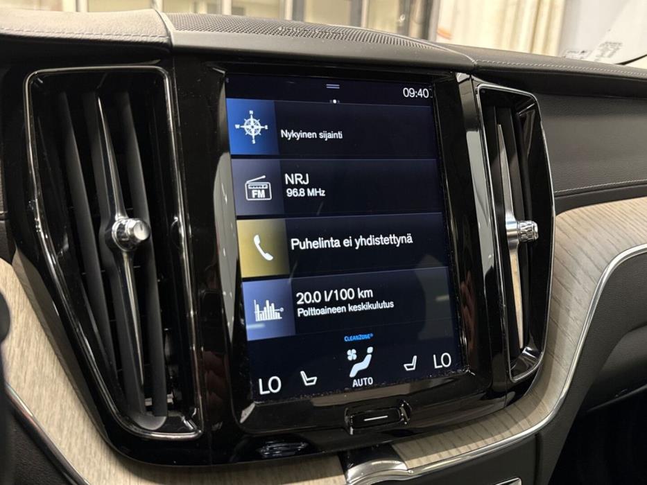 VOLVO XC60 2020