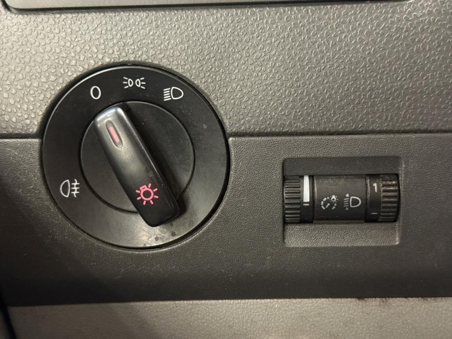 VOLKSWAGEN Transporter 2015