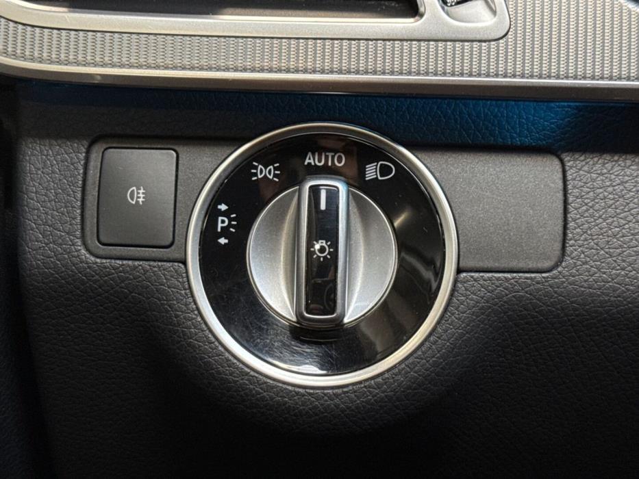 MERCEDES-BENZ E 2013