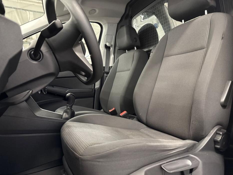VOLKSWAGEN Caddy 2021