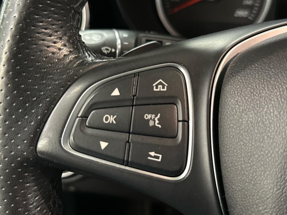 MERCEDES-BENZ GLC 2018