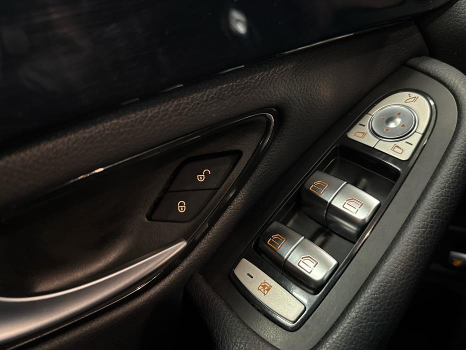 MERCEDES-BENZ GLC 2018