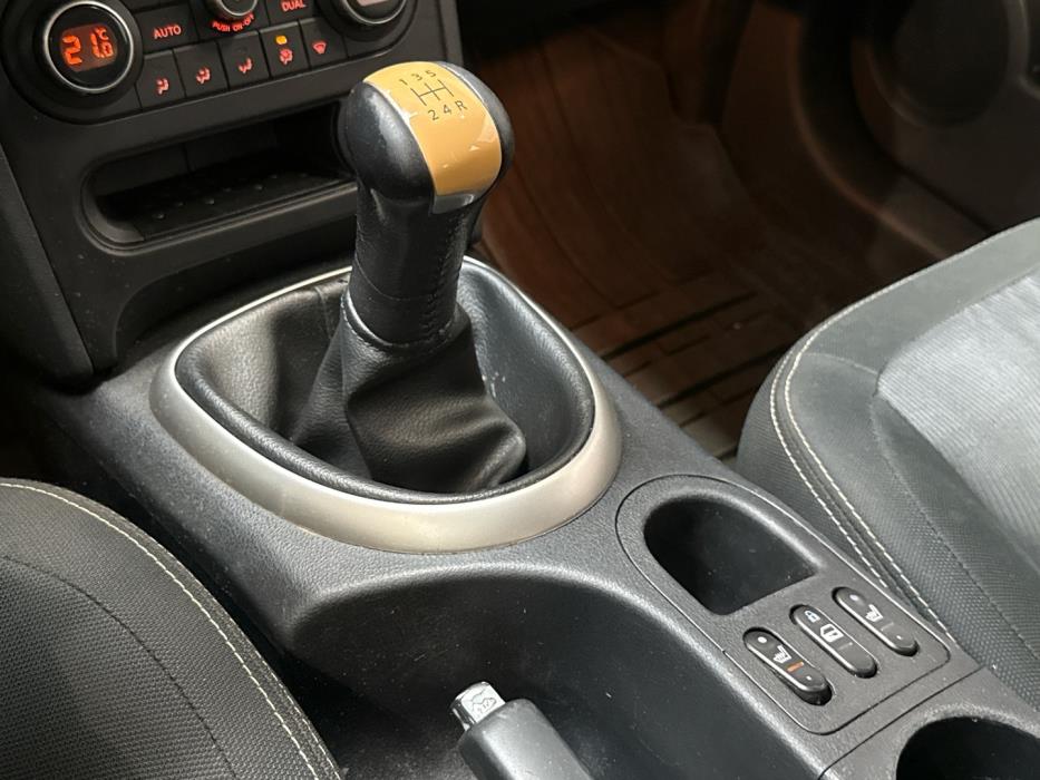 NISSAN Qashqai 2011