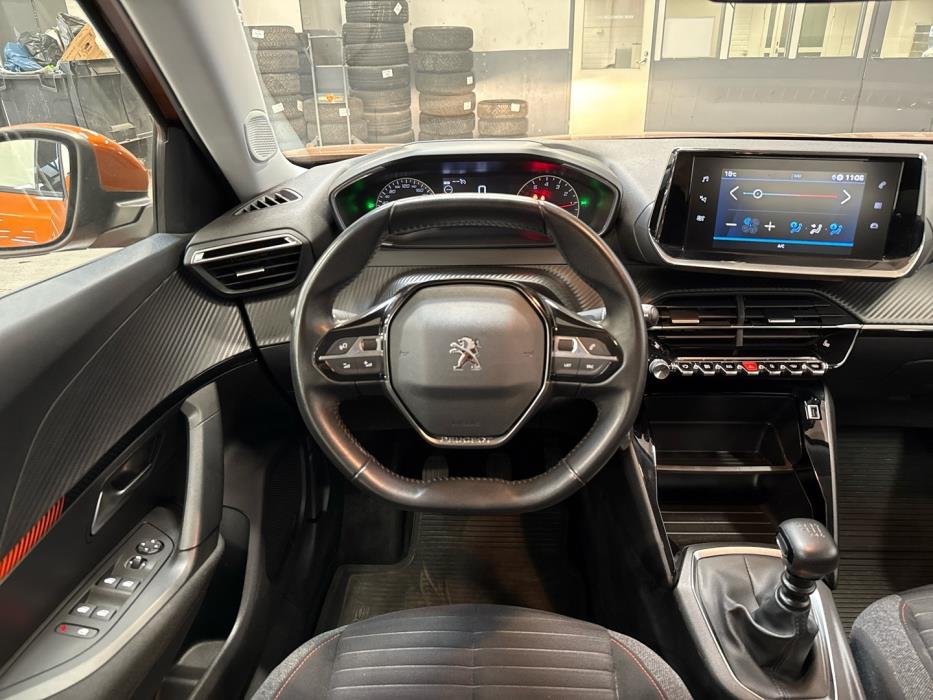 PEUGEOT 2008 2021