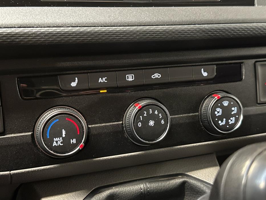 VOLKSWAGEN Transporter 2021