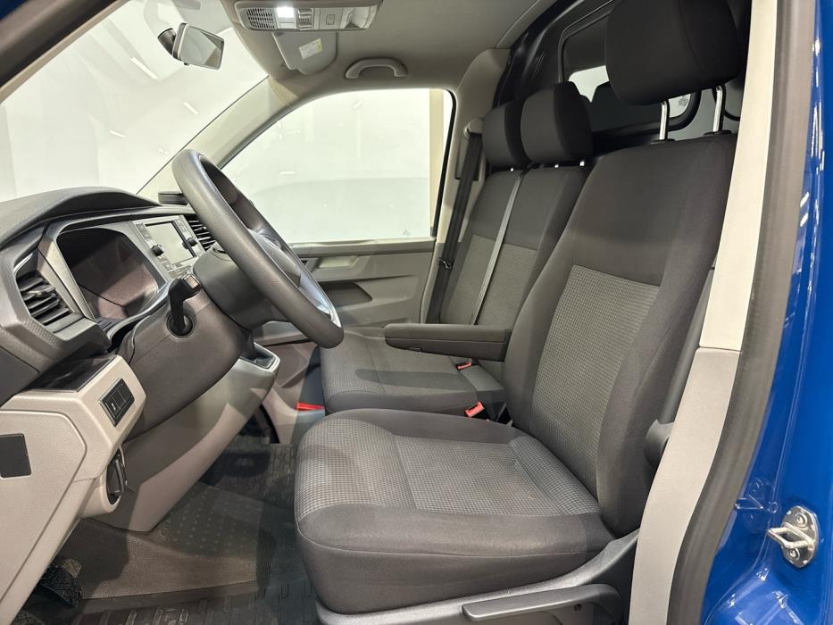 VOLKSWAGEN Transporter 2021