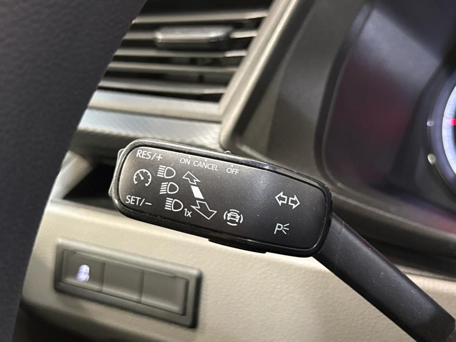 VOLKSWAGEN Transporter 2021