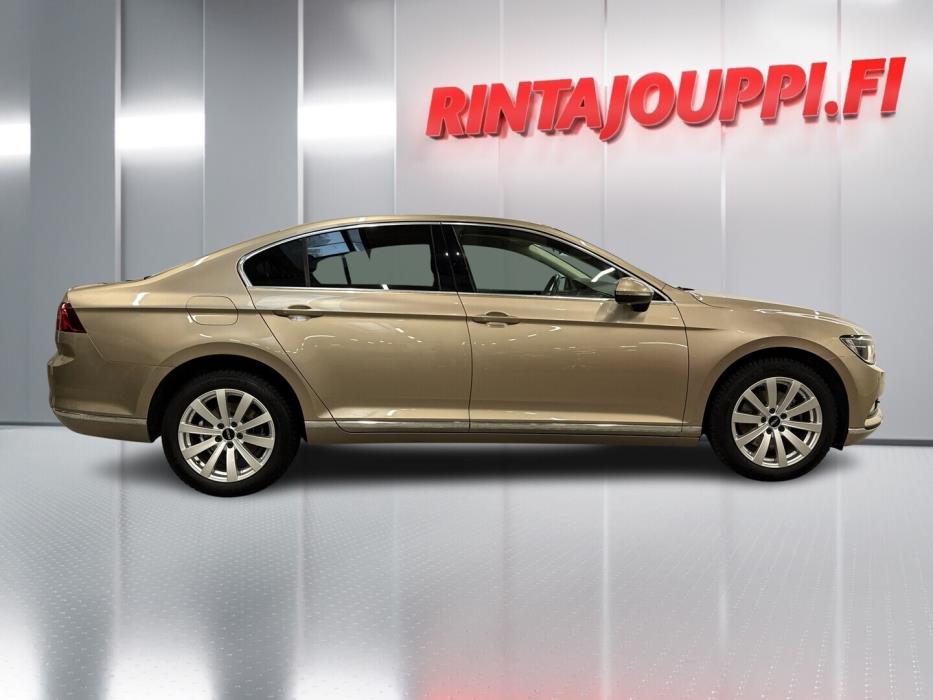 VOLKSWAGEN Passat 2016