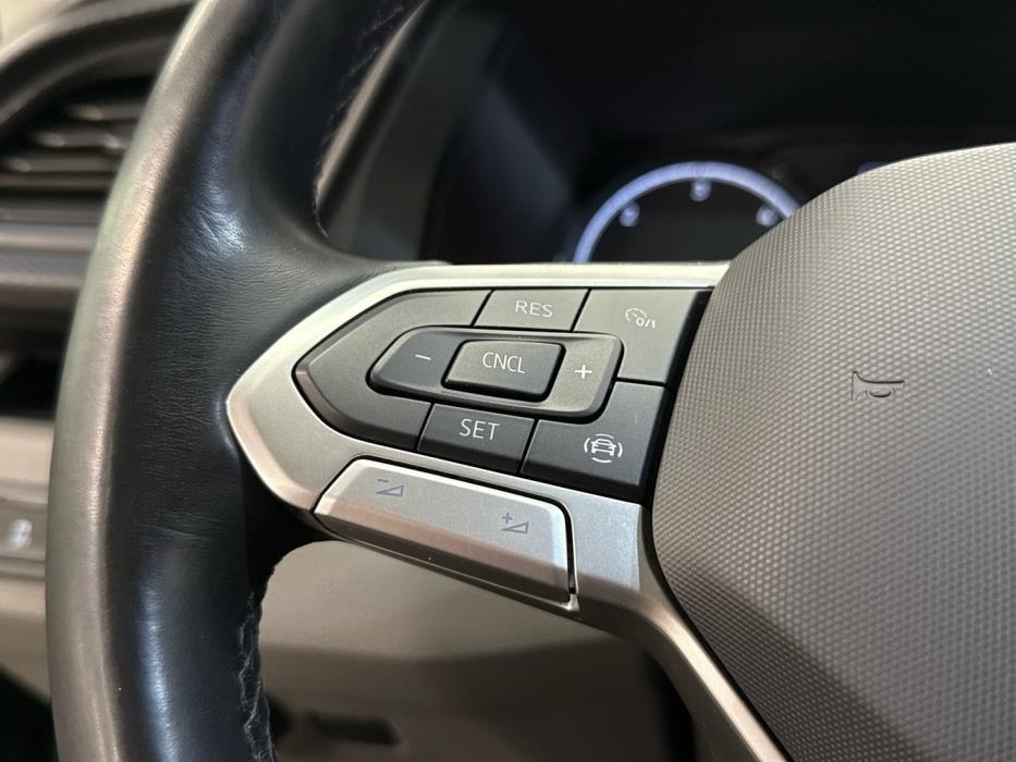 VOLKSWAGEN Transporter 2023