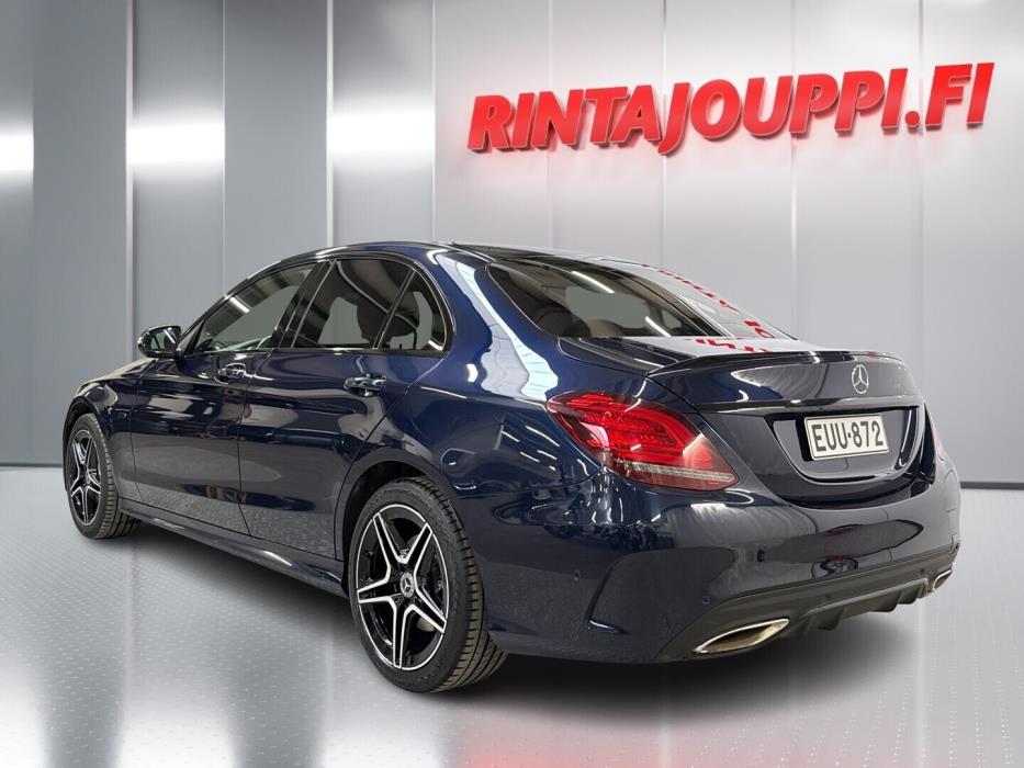 MERCEDES-BENZ C 2021