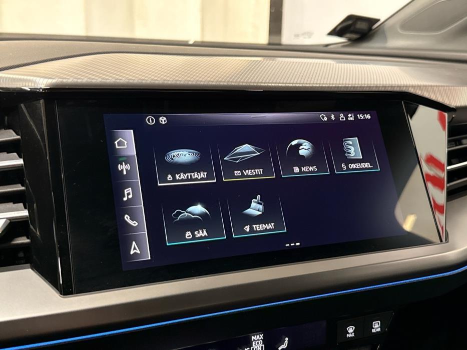 AUDI Q4 E-TRON 2021
