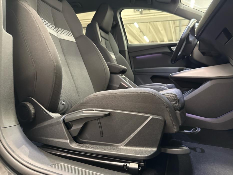 AUDI Q4 E-TRON 2021
