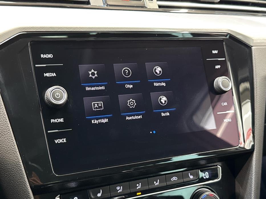 VOLKSWAGEN Passat 2020