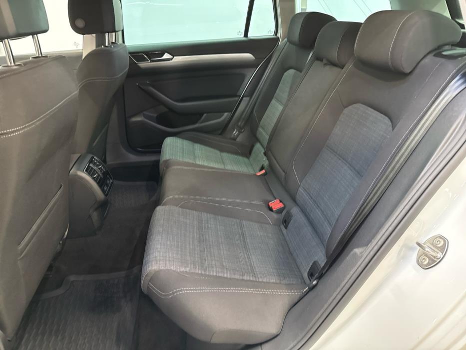 VOLKSWAGEN Passat 2020