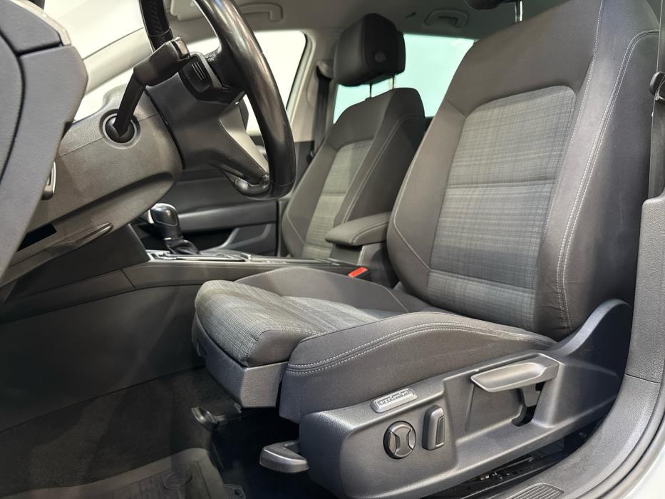 VOLKSWAGEN Passat 2020