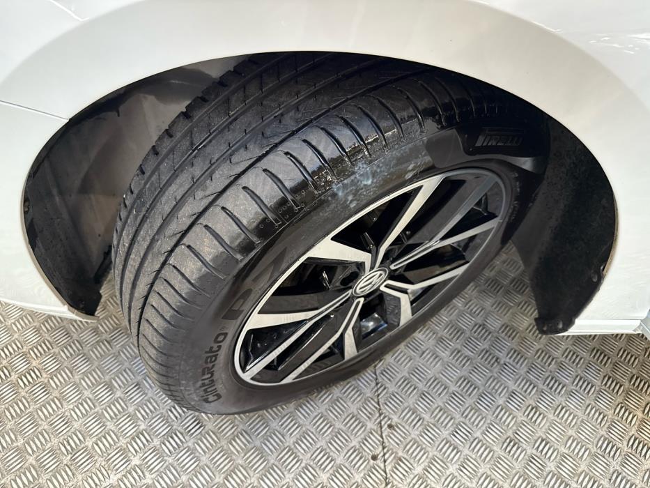 VOLKSWAGEN Passat 2020