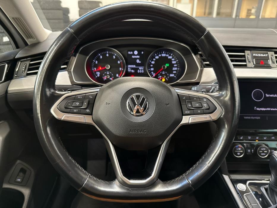 VOLKSWAGEN Passat 2020