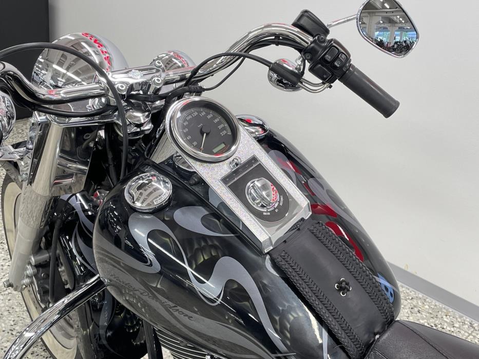 HARLEY-DAVIDSON SOFTAIL 2004