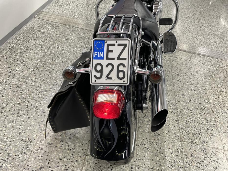 HARLEY-DAVIDSON SOFTAIL 2004