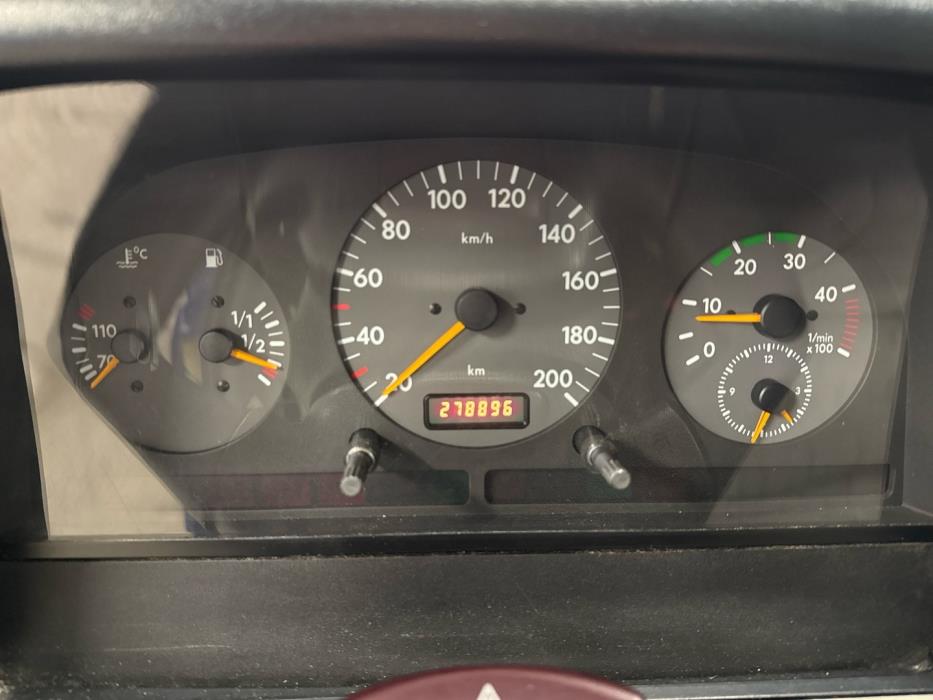 VOLKSWAGEN LT 2001