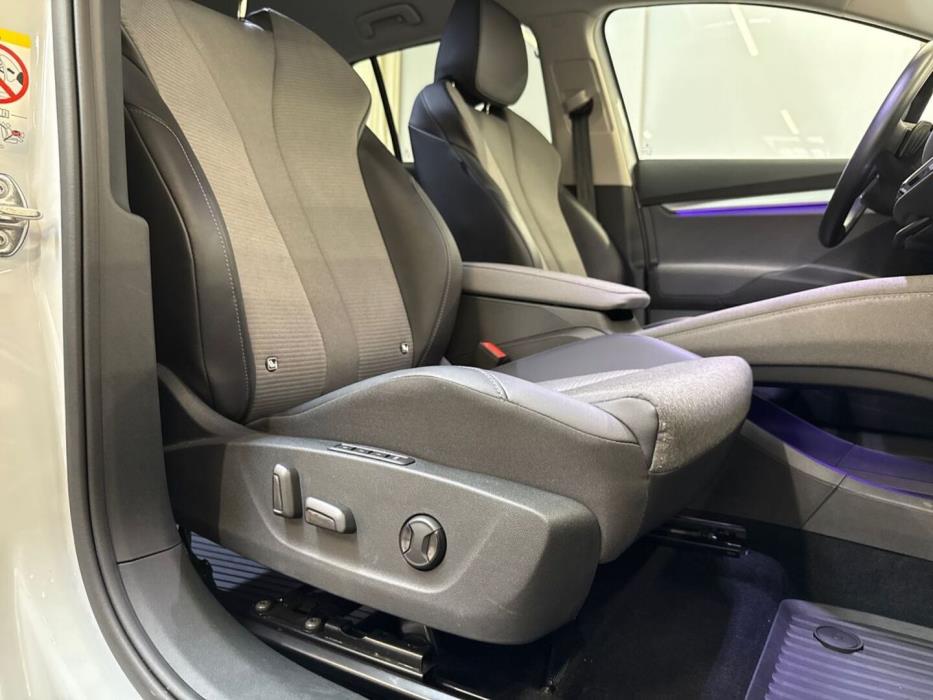 SKODA Enyaq 2023
