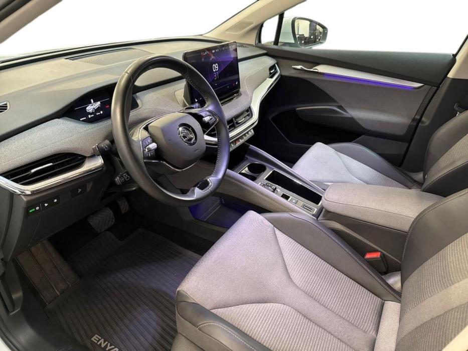 SKODA Enyaq 2023