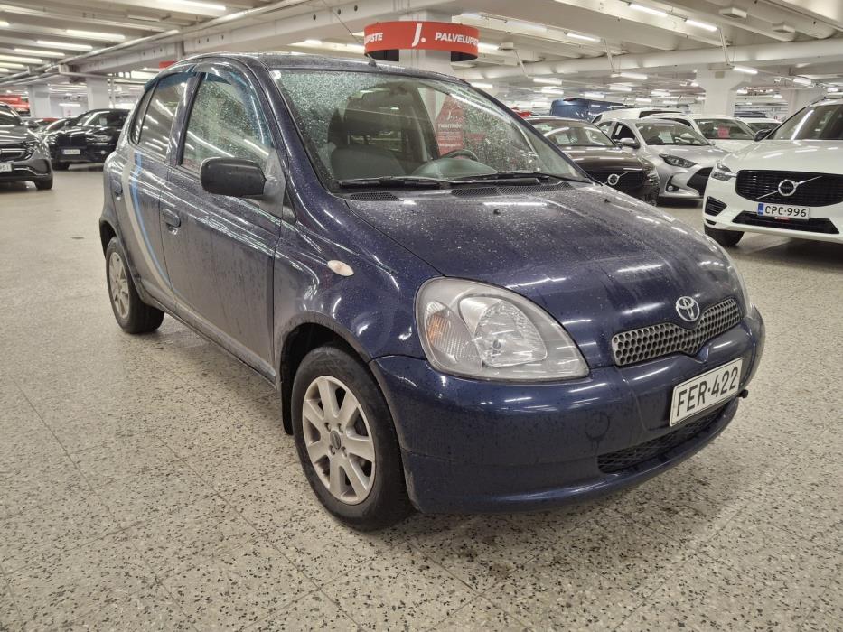 TOYOTA Yaris 2001
