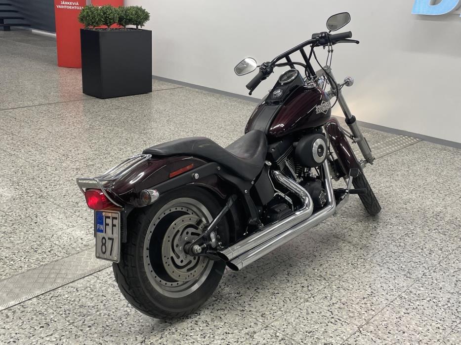 HARLEY-DAVIDSON SOFTAIL 2005