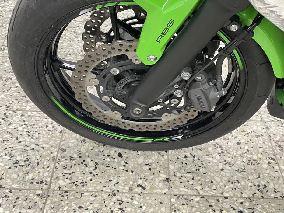 KAWASAKI NINJA 2017
