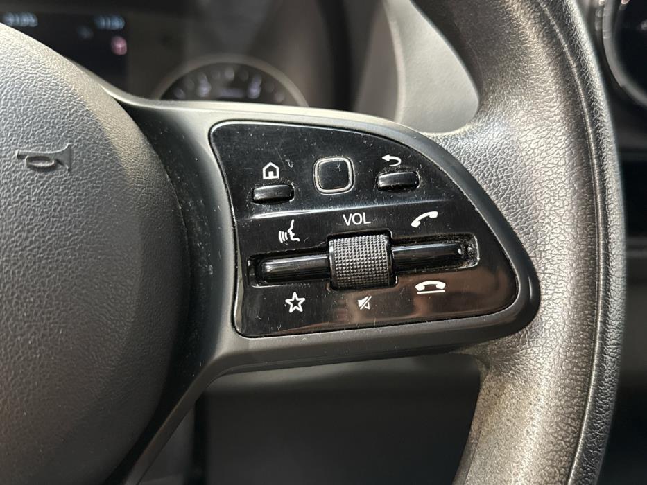 MERCEDES-BENZ Sprinter 2019