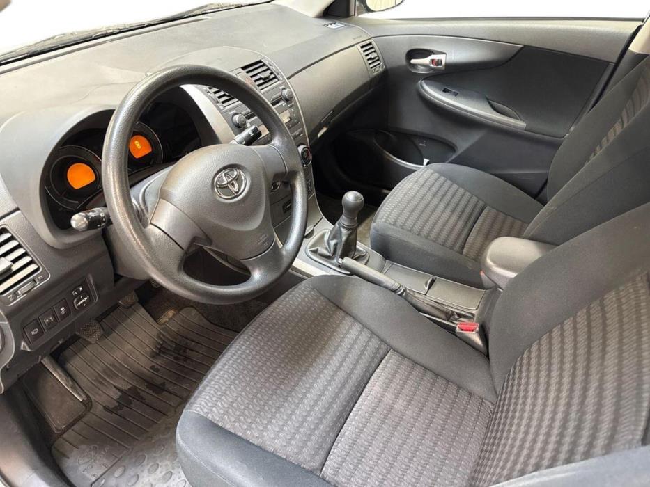 TOYOTA Corolla 2008