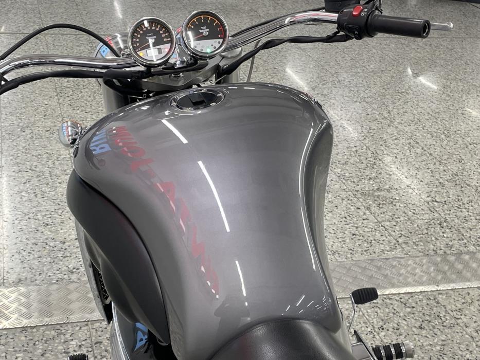 TRIUMPH ROCKET III 2006