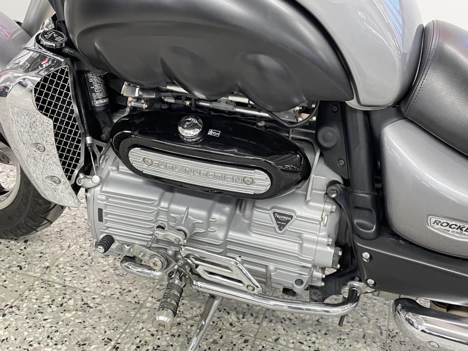 TRIUMPH ROCKET III 2006
