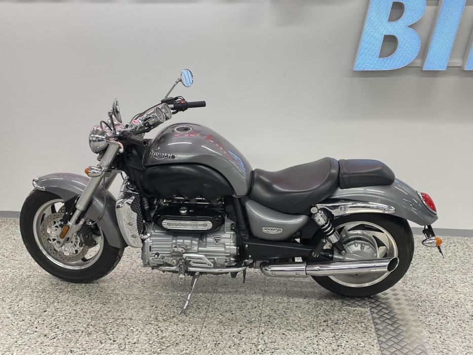 TRIUMPH ROCKET III 2006