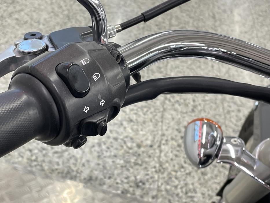 TRIUMPH ROCKET III 2006