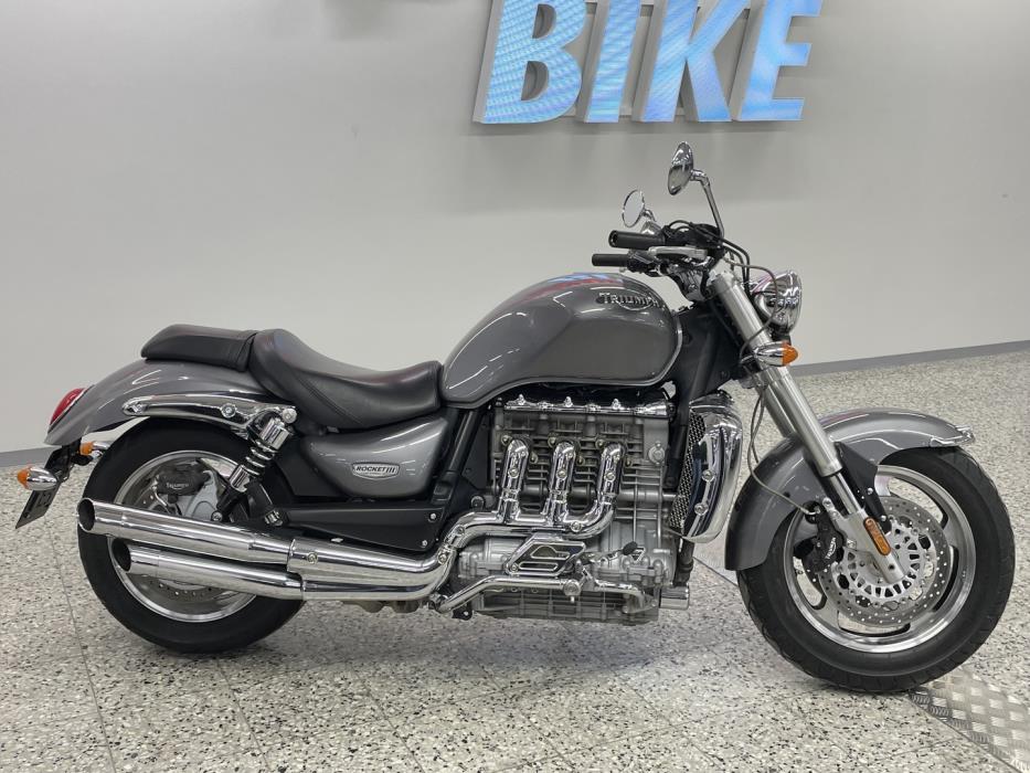 TRIUMPH ROCKET III 2006