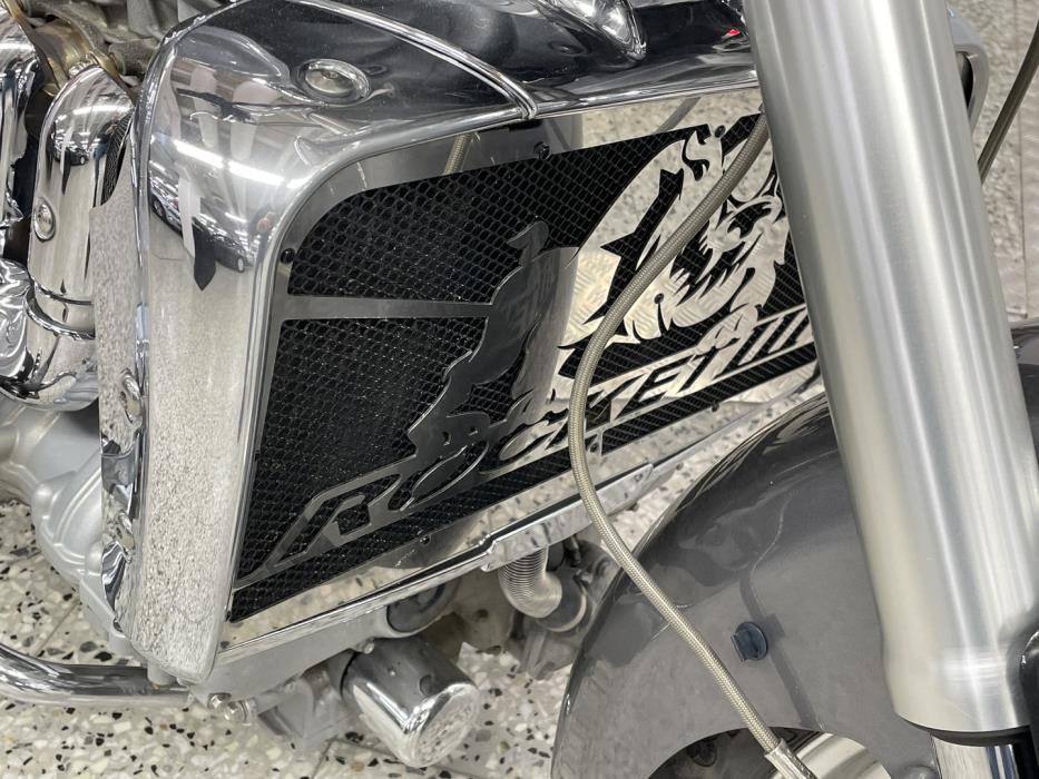 TRIUMPH ROCKET III 2006