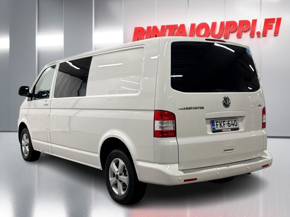 VOLKSWAGEN Transporter 2011