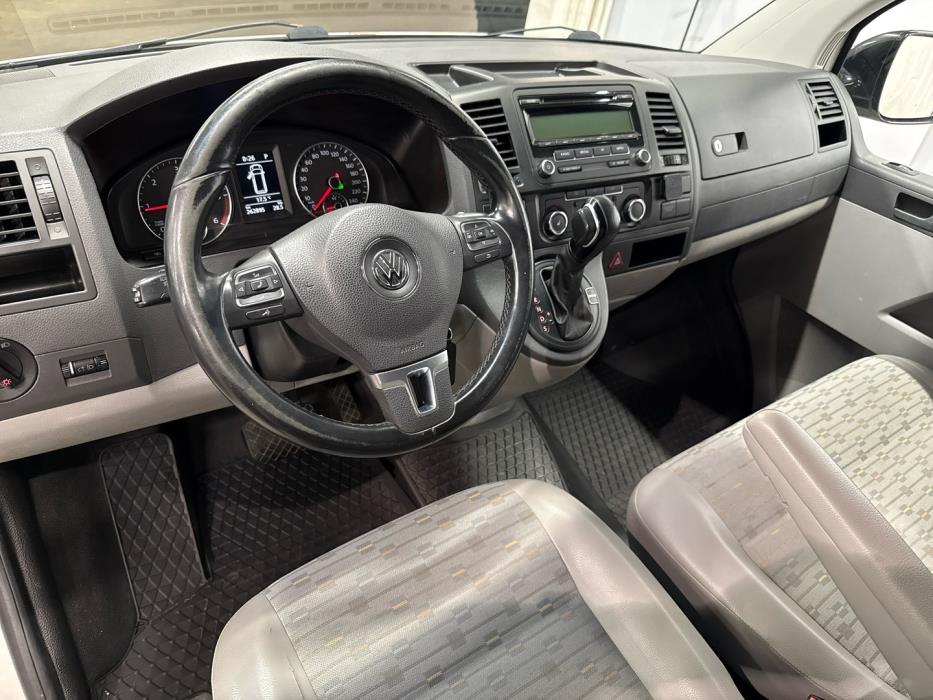VOLKSWAGEN Transporter 2011