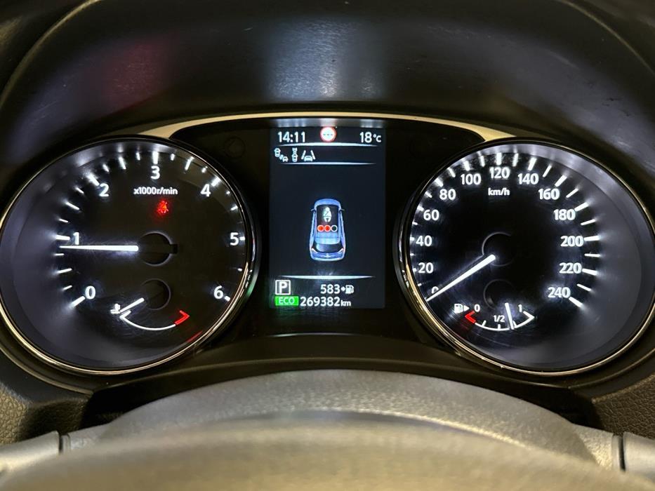 NISSAN X-Trail 2015