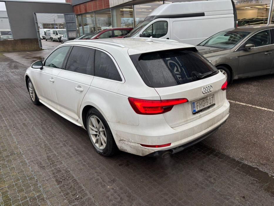AUDI A4 2016