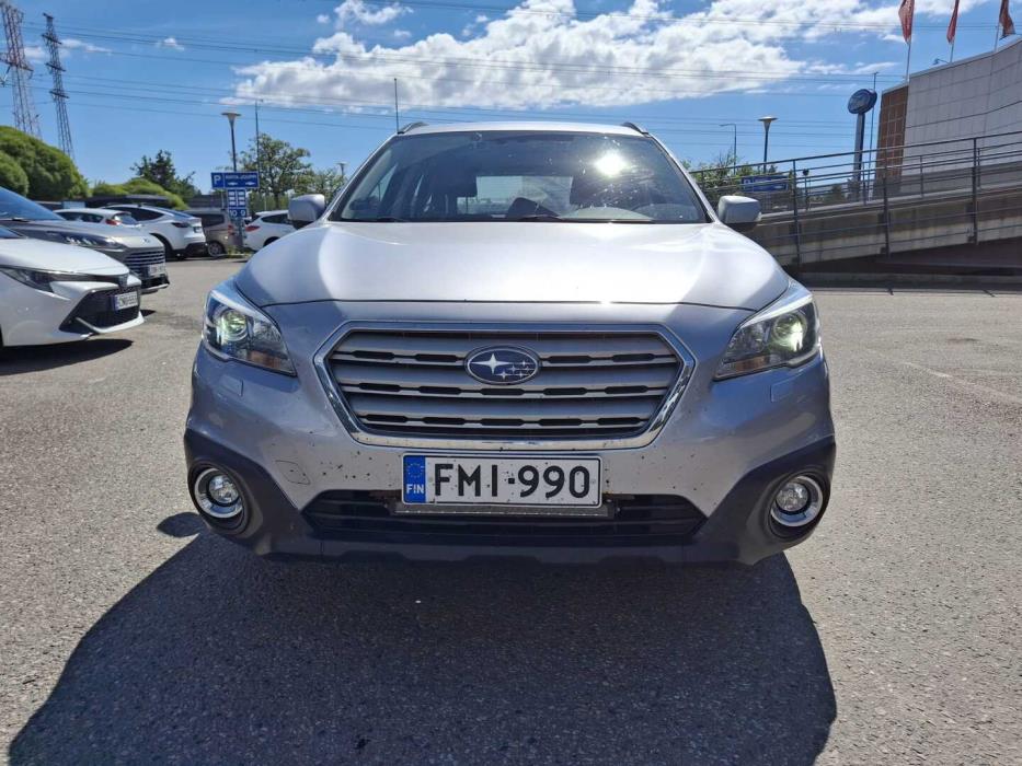 SUBARU Outback 2016