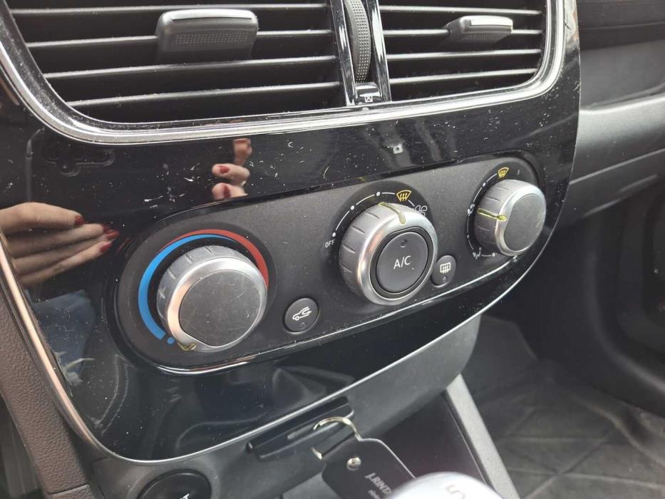RENAULT Clio 2017
